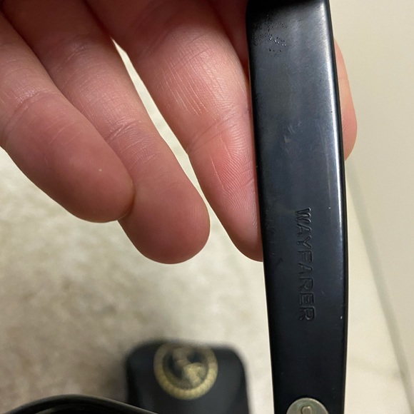 SUNGLASSES | Rare Vintage B&L Ray-Ban USA Wayfarer sunglasses - Picture 3 of 9